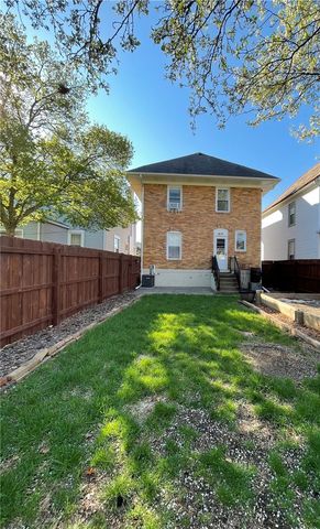880 4th St, Beaver, PA 15009