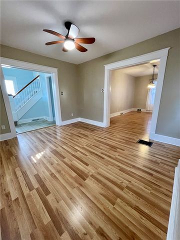 880 4th St, Beaver, PA 15009