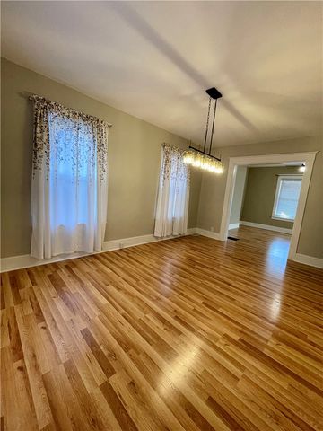 880 4th St, Beaver, PA 15009