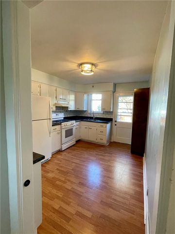 880 4th St, Beaver, PA 15009