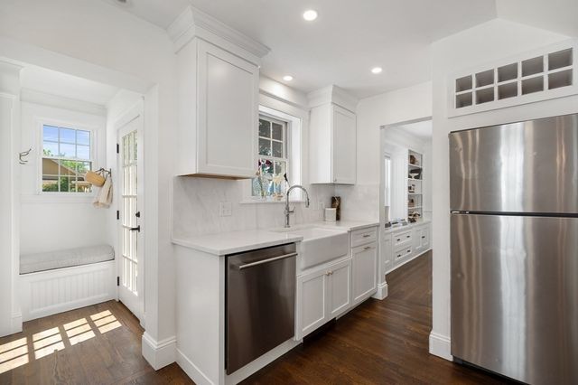 7 Clifton Avenue, Beverly, MA 01915