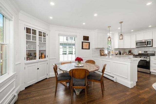 7 Clifton Avenue, Beverly, MA 01915