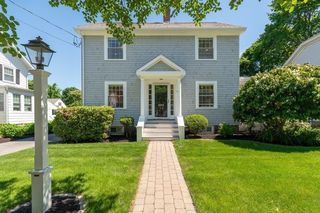 7 Clifton Avenue, Beverly, MA 01915