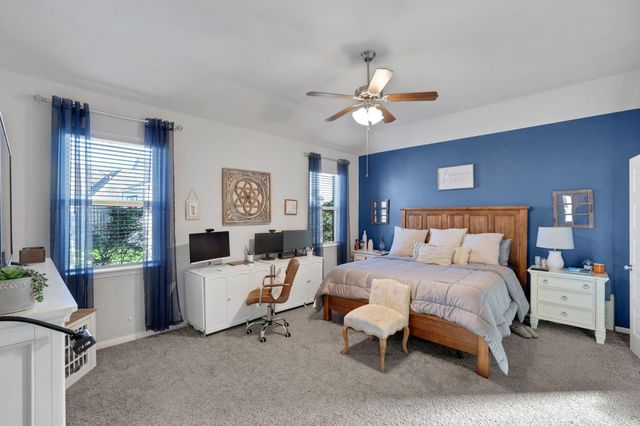 11706 Champions Gate Drive, Mont Belvieu, TX 77535