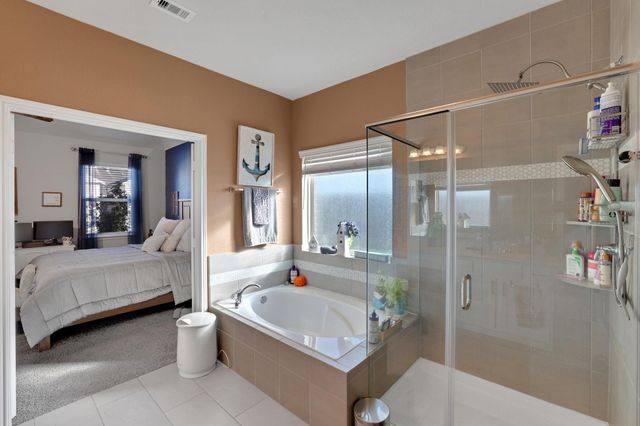 11706 Champions Gate Drive, Mont Belvieu, TX 77535