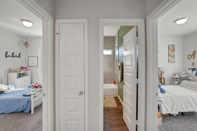 11706 Champions Gate Drive, Mont Belvieu, TX 77535