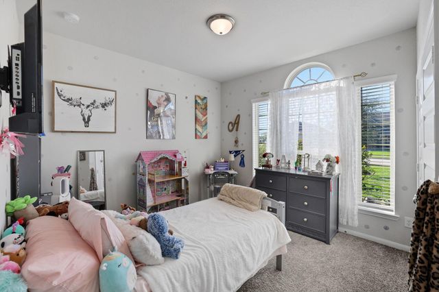 11706 Champions Gate Drive, Mont Belvieu, TX 77535