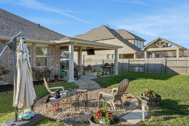 11706 Champions Gate Drive, Mont Belvieu, TX 77535