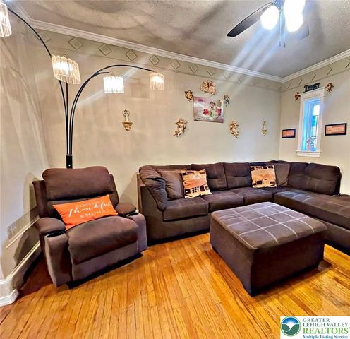 2018 West Washington Street, Allentown City, PA 18104