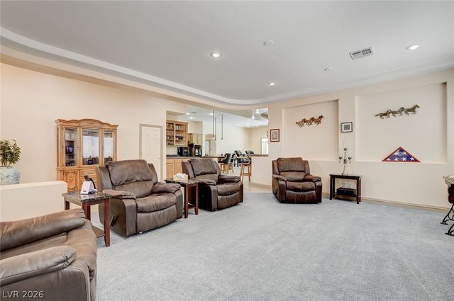 10093 Golden Bluff Avenue, Las Vegas, NV 89148