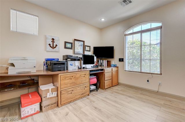 10093 Golden Bluff Avenue, Las Vegas, NV 89148