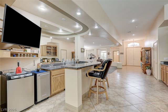 10093 Golden Bluff Avenue, Las Vegas, NV 89148