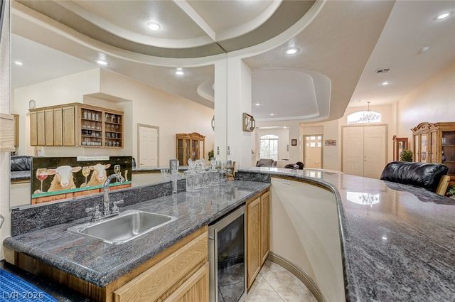 10093 Golden Bluff Avenue, Las Vegas, NV 89148