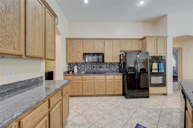 10093 Golden Bluff Avenue, Las Vegas, NV 89148