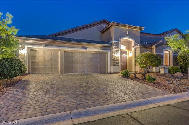 10093 Golden Bluff Avenue, Las Vegas, NV 89148