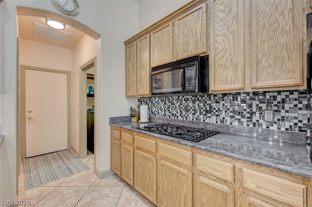 10093 Golden Bluff Avenue, Las Vegas, NV 89148