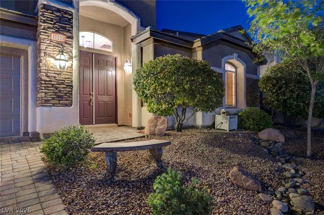 10093 Golden Bluff Avenue, Las Vegas, NV 89148