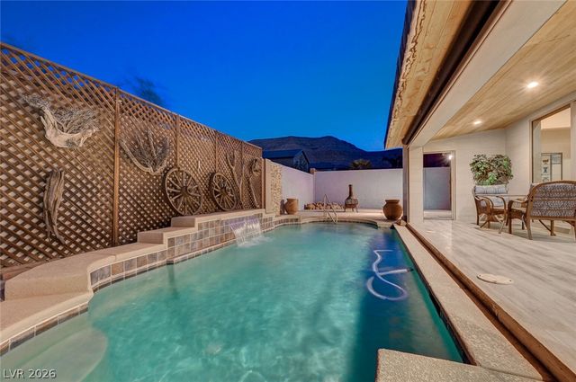 10093 Golden Bluff Avenue, Las Vegas, NV 89148