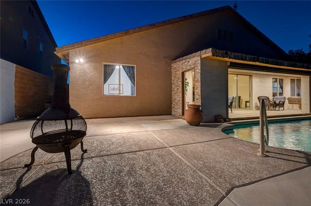 10093 Golden Bluff Avenue, Las Vegas, NV 89148