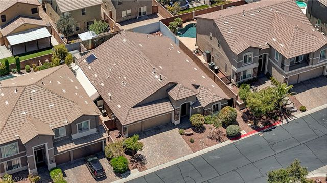 10093 Golden Bluff Avenue, Las Vegas, NV 89148