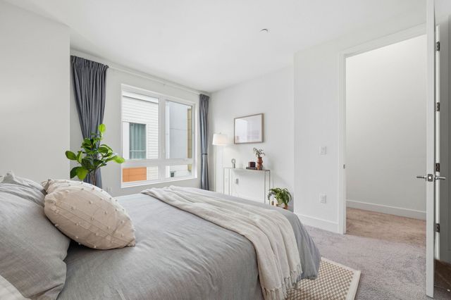 7906 Regional Cmn, Dublin, CA 94568