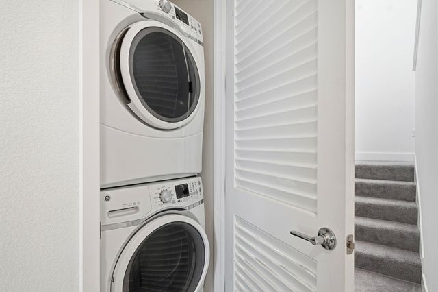 7906 Regional Cmn, Dublin, CA 94568