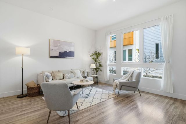 7906 Regional Cmn, Dublin, CA 94568