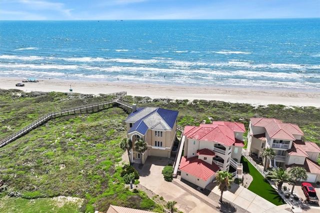 126 Sea Air Lane, Port Aransas, TX 78373