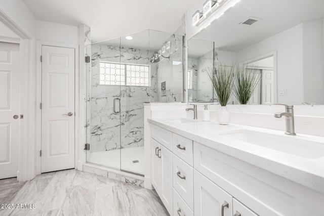 8829 S 51ST Street 3, Phoenix, AZ 85044