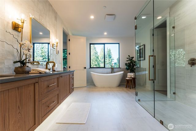 11419 109th Avenue NE, Kirkland, WA 98033