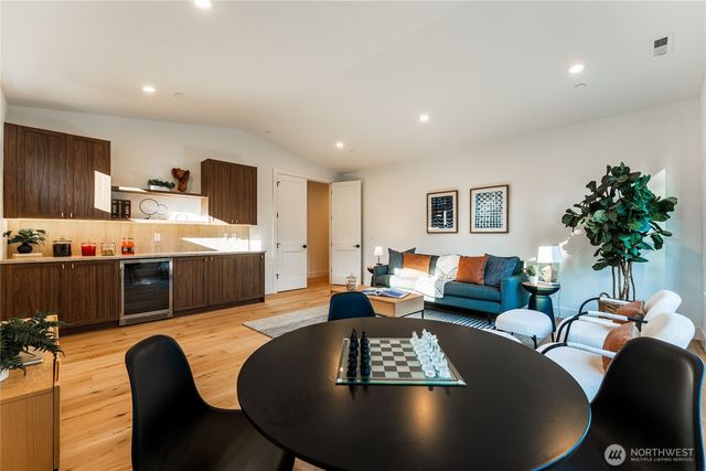 11419 109th Avenue NE, Kirkland, WA 98033