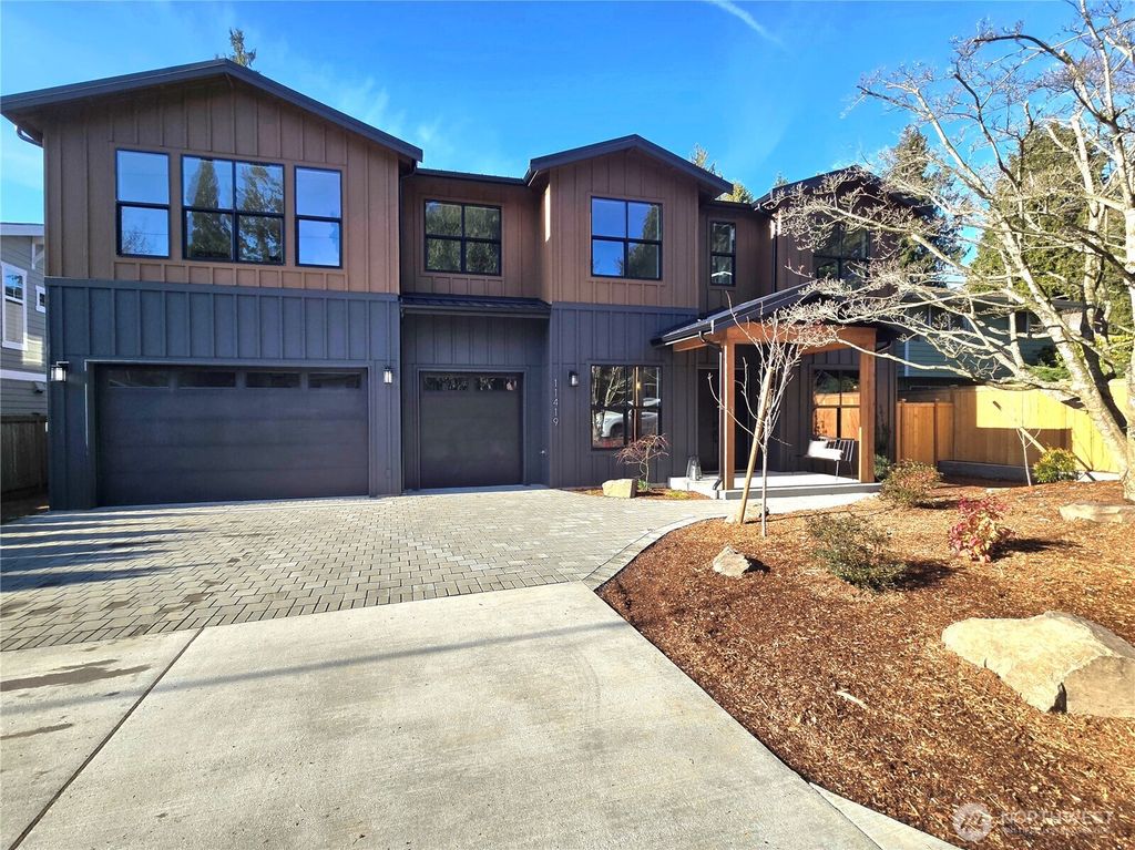 11419 109th Avenue NE, Kirkland, WA 98033