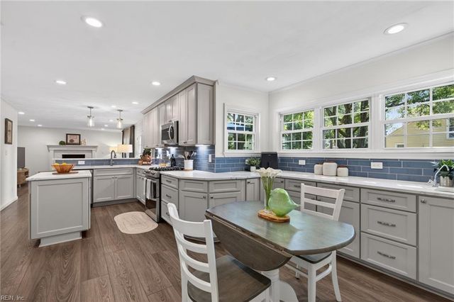 829 Five Forks RD, Virginia Beach, VA 23455