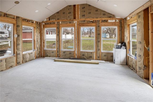 1703 E 4th Street, Trenton, MO 64683