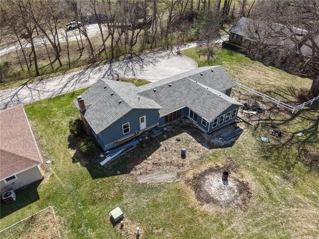 1703 E 4th Street, Trenton, MO 64683