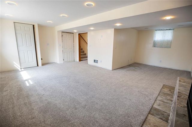 1703 E 4th Street, Trenton, MO 64683