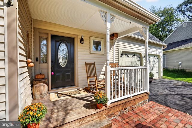 9401 PRIMROSE VIEW CT, Gaithersburg, MD 20882
