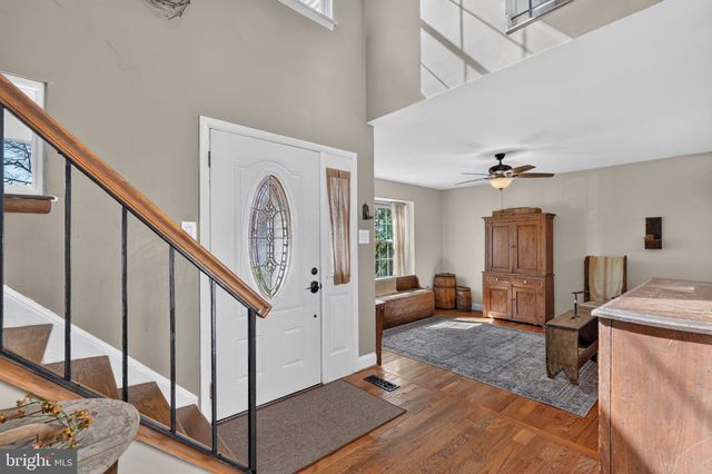 9401 PRIMROSE VIEW CT, Gaithersburg, MD 20882