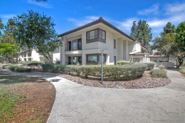 17637 Pomerado Road 223, San Diego, CA 92128