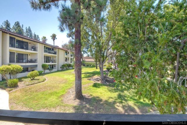 17637 Pomerado Road 223, San Diego, CA 92128