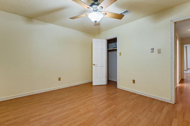 5725 75th Street, Lubbock, TX 79424