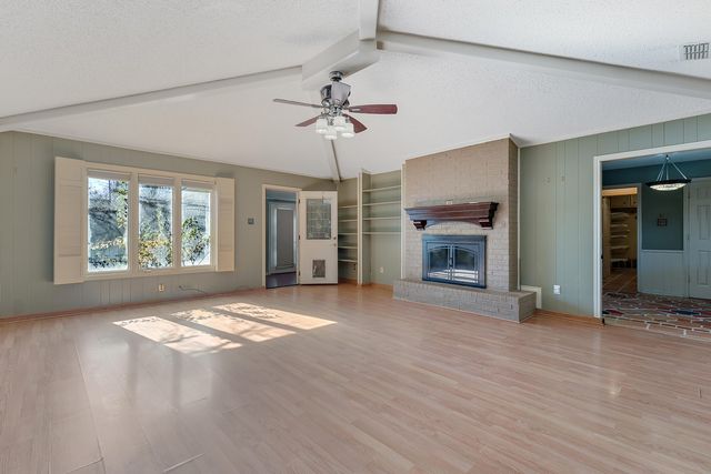 5725 75th Street, Lubbock, TX 79424