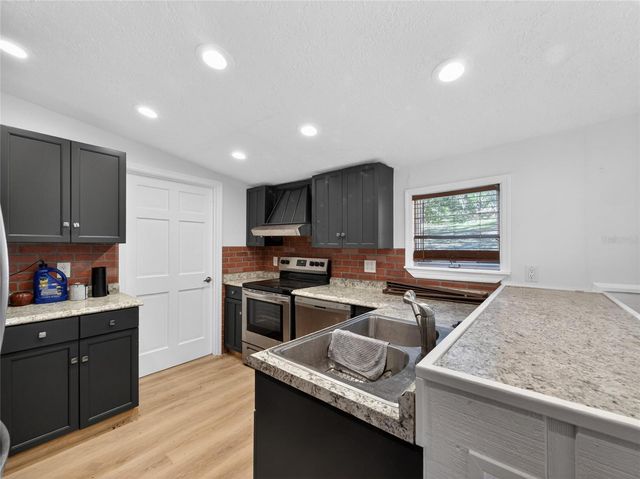 14318 ROCK N ROLL ROAD, Clermont, FL 34715
