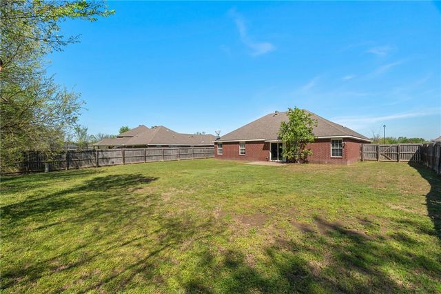 11723 E Creek Lane, Farmington, AR 72730