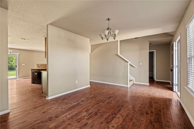 11723 E Creek Lane, Farmington, AR 72730