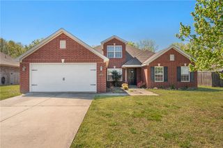 11723 E Creek Lane, Farmington, AR 72730