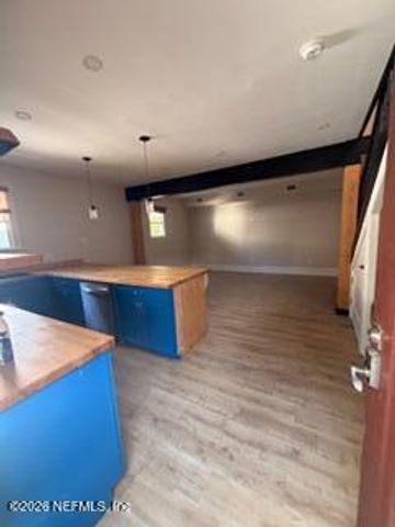 2141 FORBES Street, Jacksonville, FL 32204