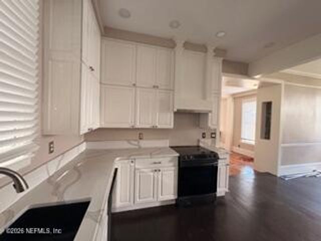 2141 FORBES Street, Jacksonville, FL 32204