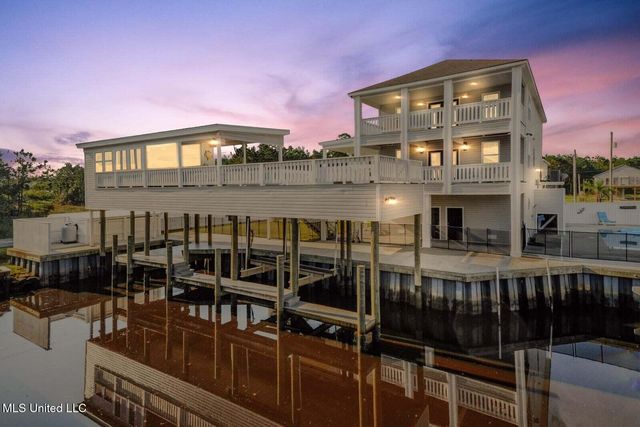 4010 Teal Street, Bay Saint Louis, MS 39520