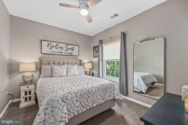 7671 HAMELIN LN, Gainesville, VA 20155